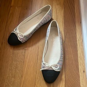 Chanel black & white metallic tweed ballet flat